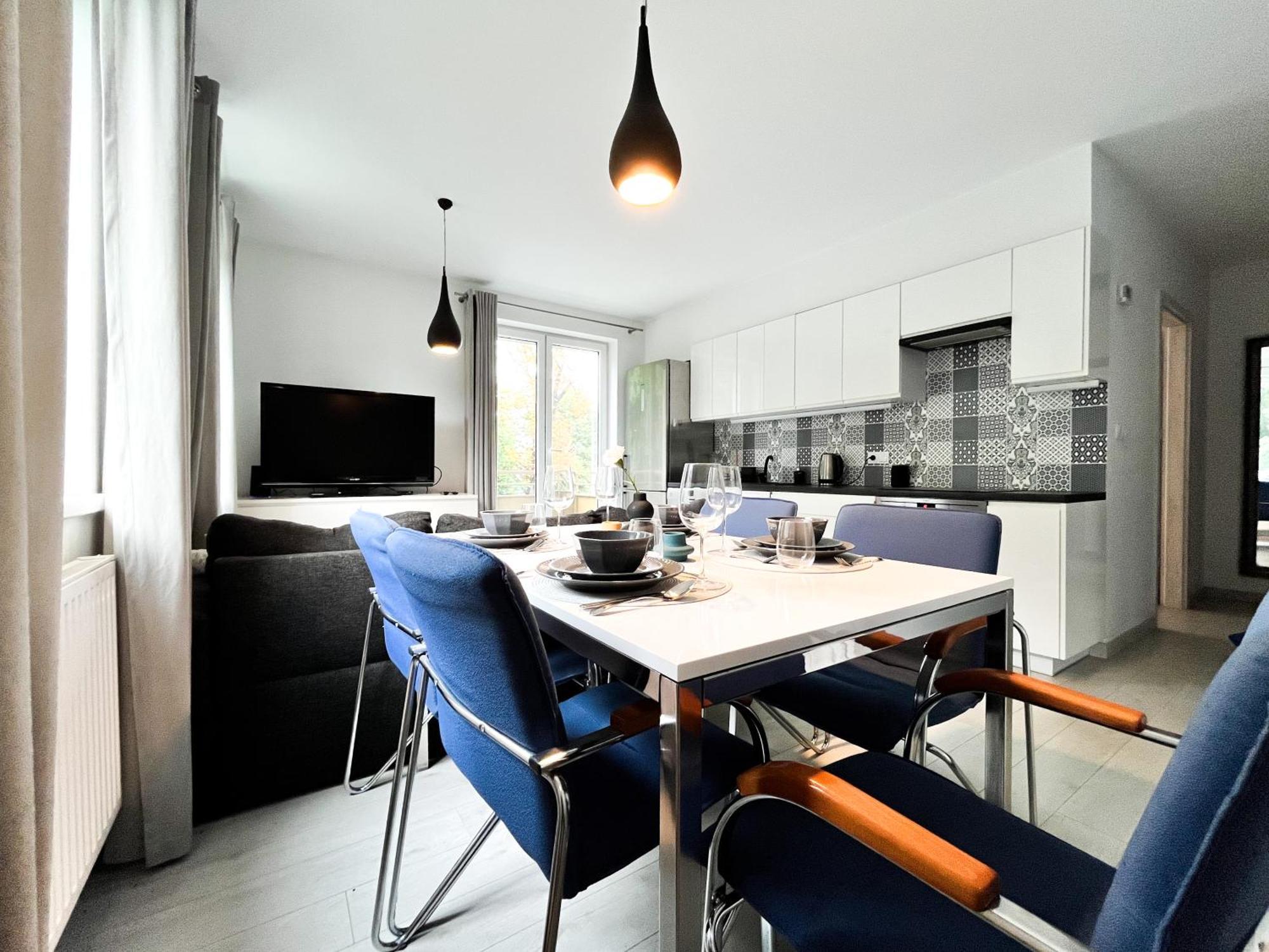 Walk To Park, Modern 2Bd Kitchen! Balcony, Parking Lägenhet Wrocław Exteriör bild